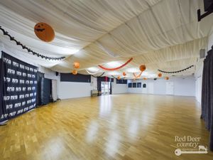 Photo 2- click for photo gallery